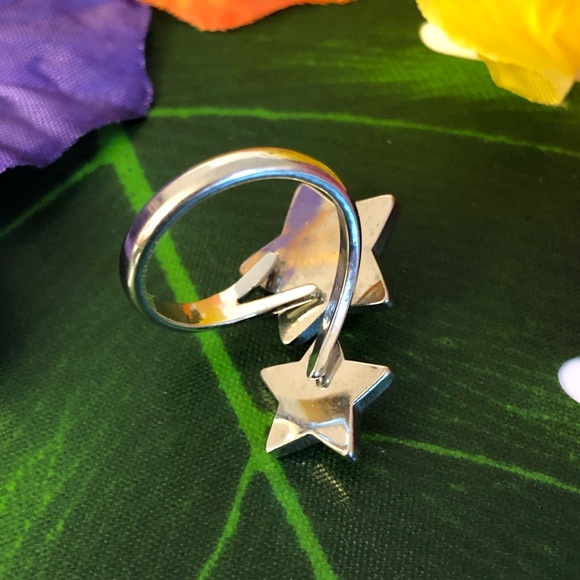 Star Ring - Picture 9 of 12